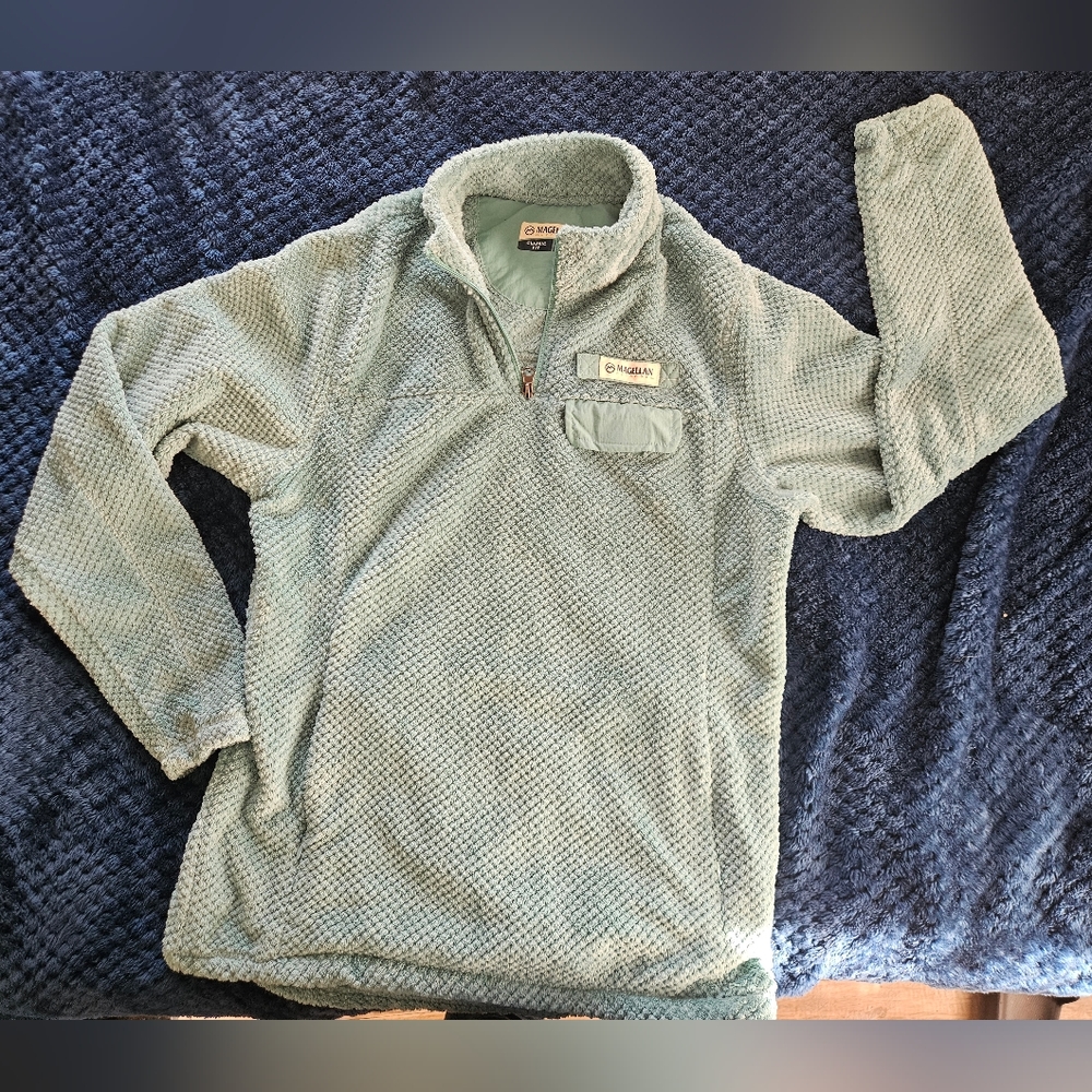 Magellan pullover